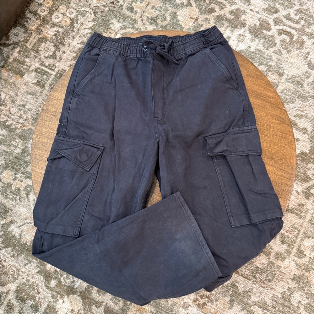 GAP Men's Dark Gray Cargo Pants